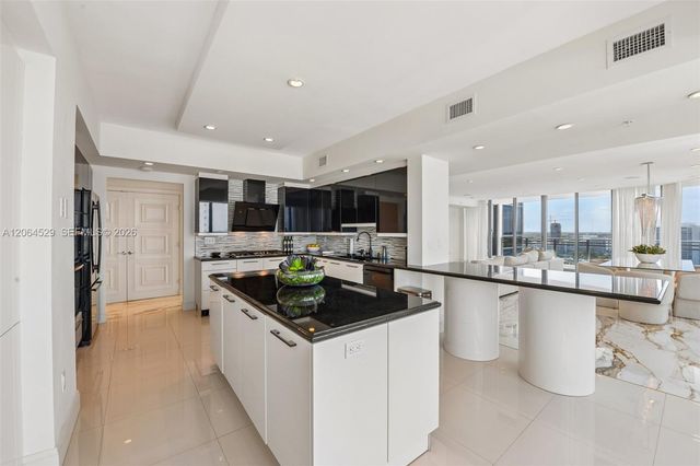 3535 S Ocean Drive 2106, Hollywood, FL 33019