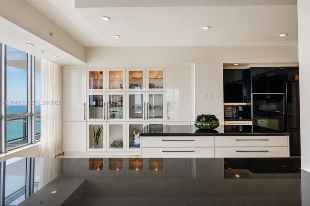 3535 S Ocean Drive 2106, Hollywood, FL 33019