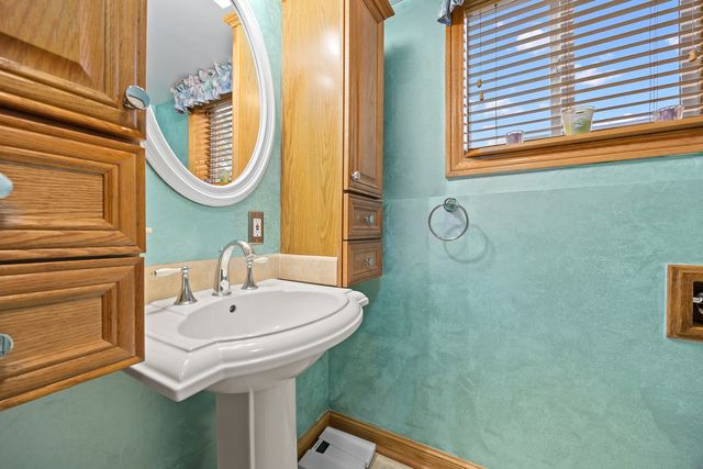 1236 Sandpiper Lane, Naperville, IL 60540