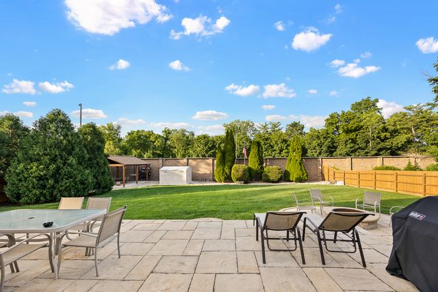 1236 Sandpiper Lane, Naperville, IL 60540