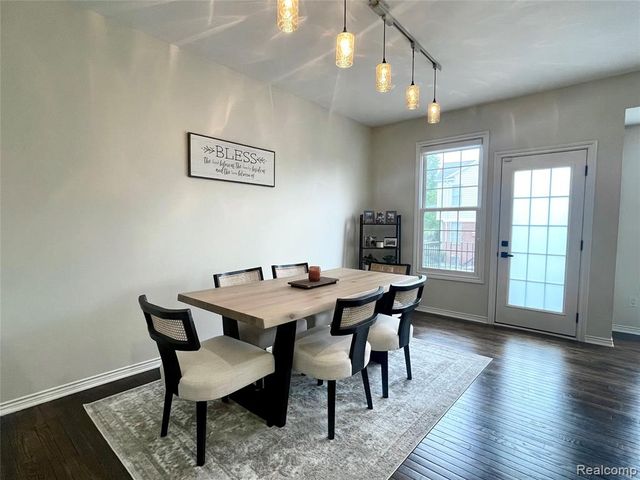 129 E Parent Avenue, Royal Oak, MI 48067