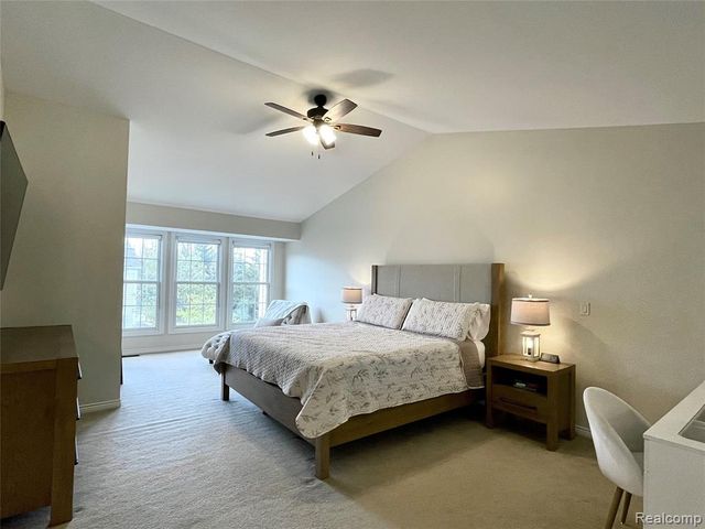 129 E Parent Avenue, Royal Oak, MI 48067