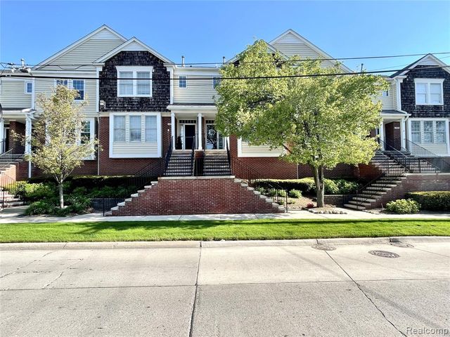 129 E Parent Avenue, Royal Oak, MI 48067