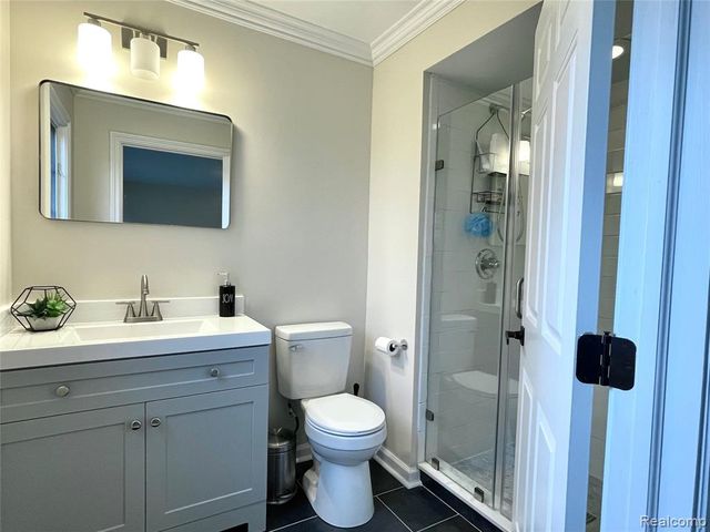 129 E Parent Avenue, Royal Oak, MI 48067