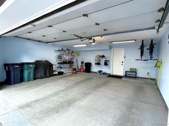 129 E Parent Avenue, Royal Oak, MI 48067