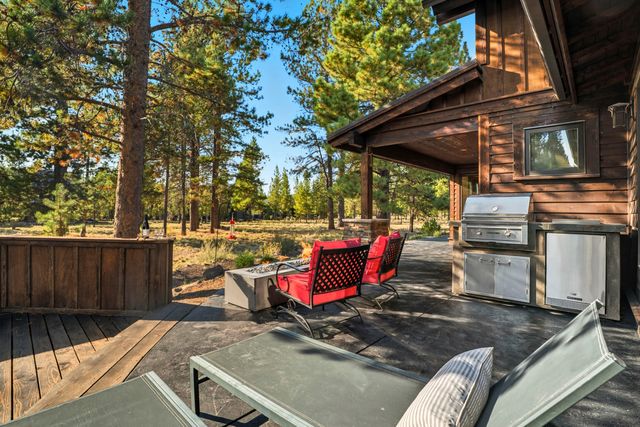 56604 Sunstone Loop 151, Bend, OR 97707