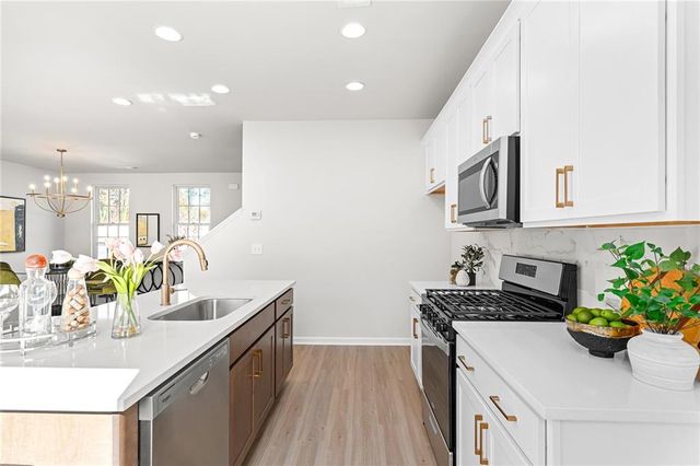 428 10th Street, Auburn, GA 30011