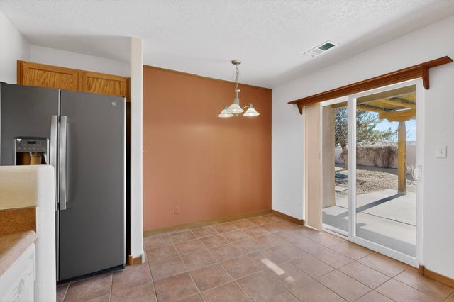 6939 Golden Mesa, Santa Fe, NM 87507