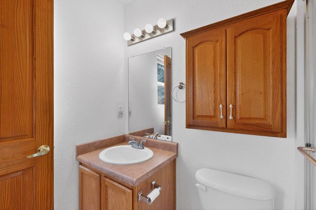 6939 Golden Mesa, Santa Fe, NM 87507