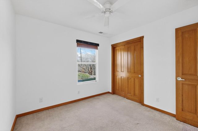 6939 Golden Mesa, Santa Fe, NM 87507