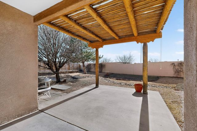 6939 Golden Mesa, Santa Fe, NM 87507