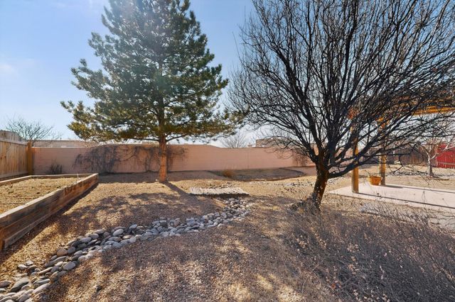 6939 Golden Mesa, Santa Fe, NM 87507