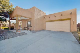 6939 Golden Mesa, Santa Fe, NM 87507