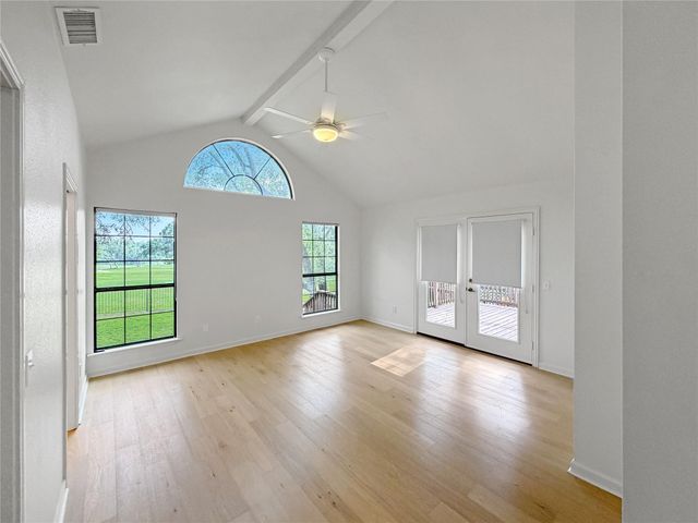 34 Pebblebrook LN, Wimberley, TX 78676