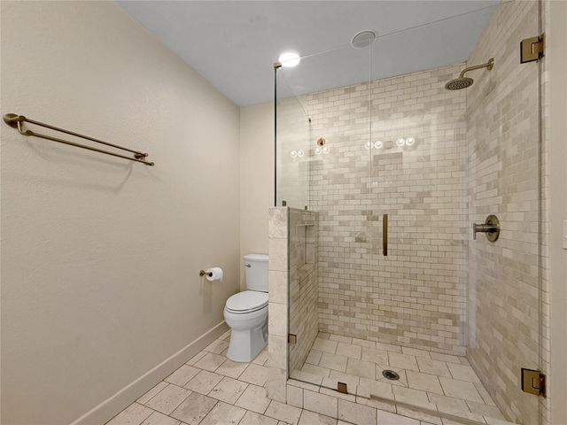 34 Pebblebrook LN, Wimberley, TX 78676