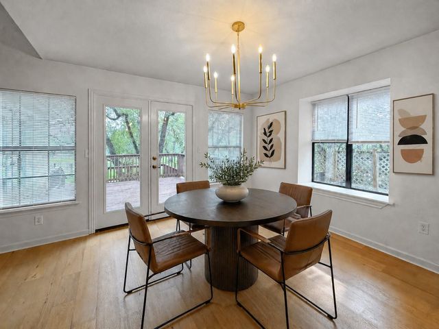 34 Pebblebrook LN, Wimberley, TX 78676