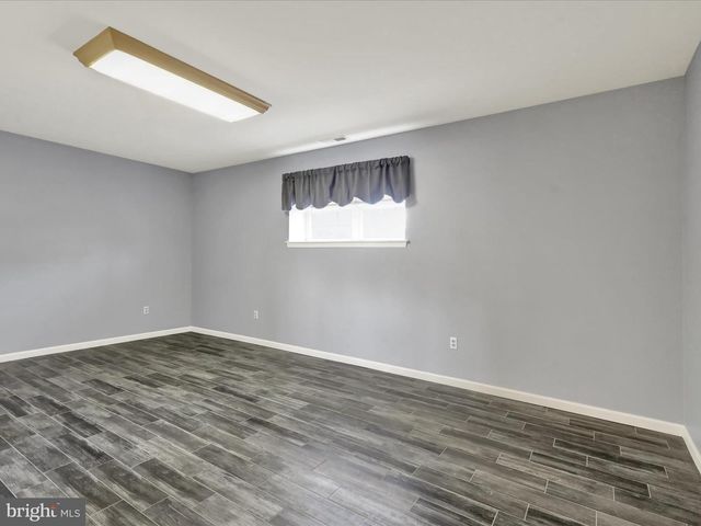 25 WAXWOOD RD, Shoemakersville, PA 19555