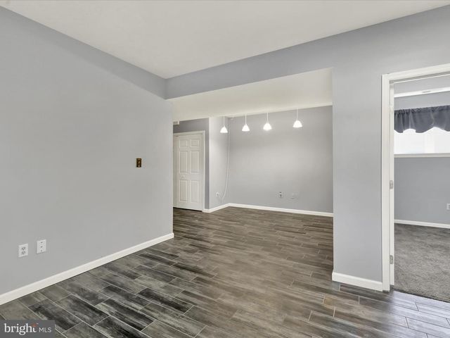 25 WAXWOOD RD, Shoemakersville, PA 19555