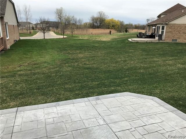 30216 Bradmore Road, Warren, MI 48092