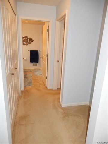 30216 Bradmore Road, Warren, MI 48092