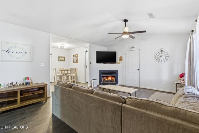 7712 Ralph Youmans Rd, Corryton, TN 37721