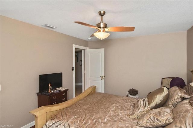 5601 Eleuthera WAY, Naples, FL 34119