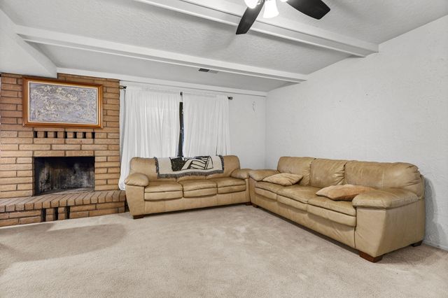 20138 Busch Court, Redding, CA 96002