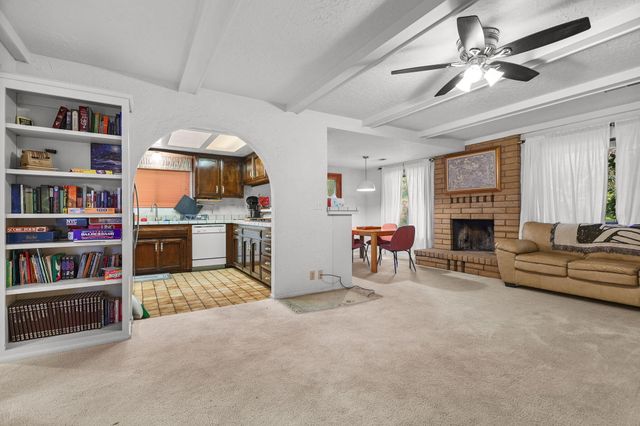 20138 Busch Court, Redding, CA 96002