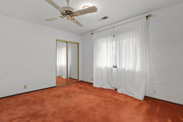 20138 Busch Court, Redding, CA 96002