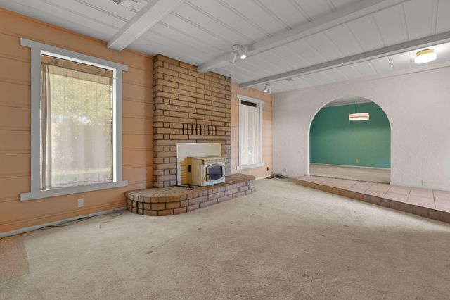 20138 Busch Court, Redding, CA 96002