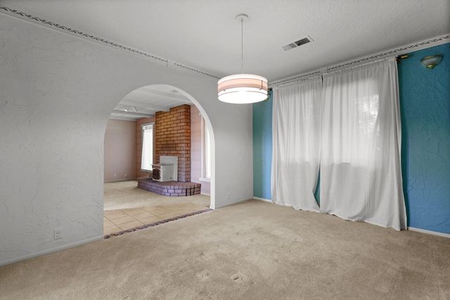 20138 Busch Court, Redding, CA 96002