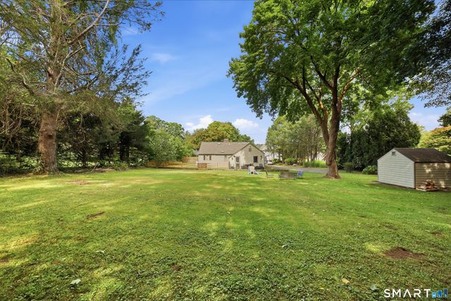 464 Church Hill Road, Trumbull, CT 06611
