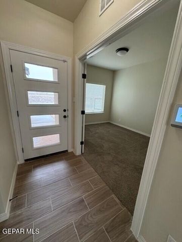 656 Logwood Avenue, Canutillo, TX 79835