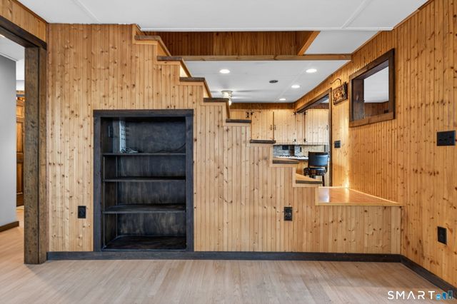 30 Beach View Rd Extension, Voluntown, CT 06384