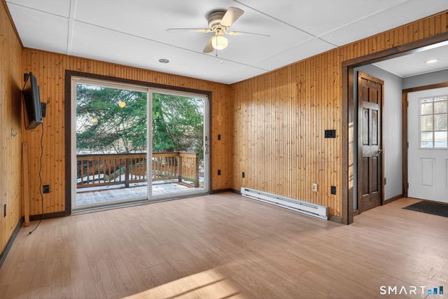 30 Beach View Rd Extension, Voluntown, CT 06384