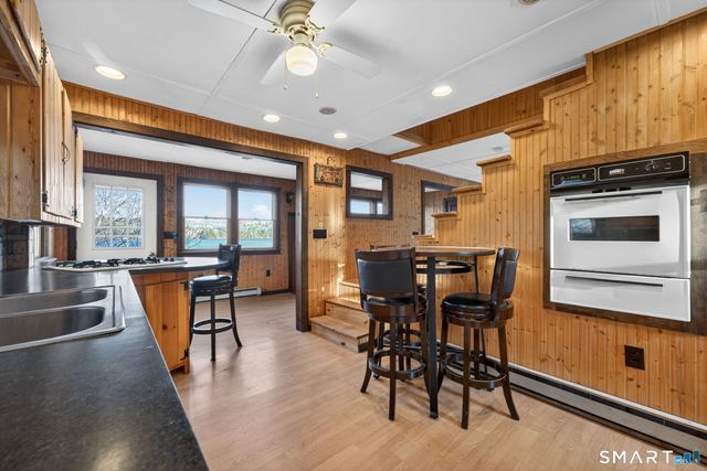 30 Beach View Rd Extension, Voluntown, CT 06384