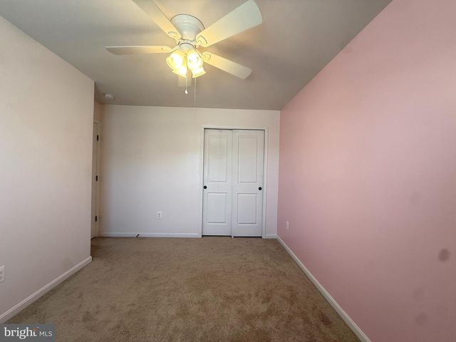 35 THROWER RD, Hedgesville, WV 25427
