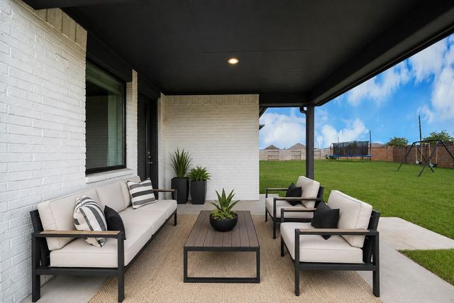 717 Lacosta Creek Lane, Katy, TX 77493