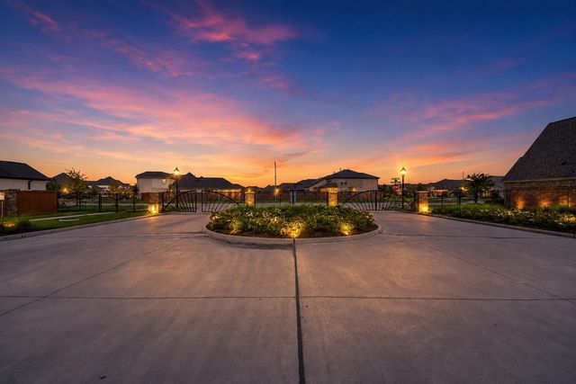 717 Lacosta Creek Lane, Katy, TX 77493