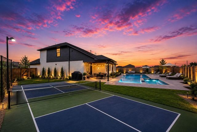 717 Lacosta Creek Lane, Katy, TX 77493