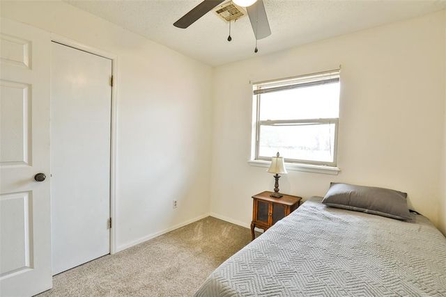 712 Wilkinson Drive, Moore, OK 73160