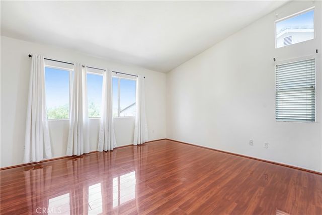 12328 Edgecliff Avenue, Sylmar, CA 91342