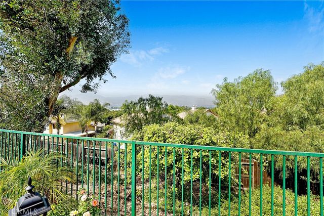12328 Edgecliff Avenue, Sylmar, CA 91342