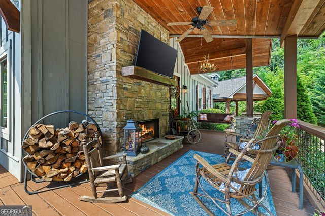 115 Sunset Drive, Tiger, GA 30576