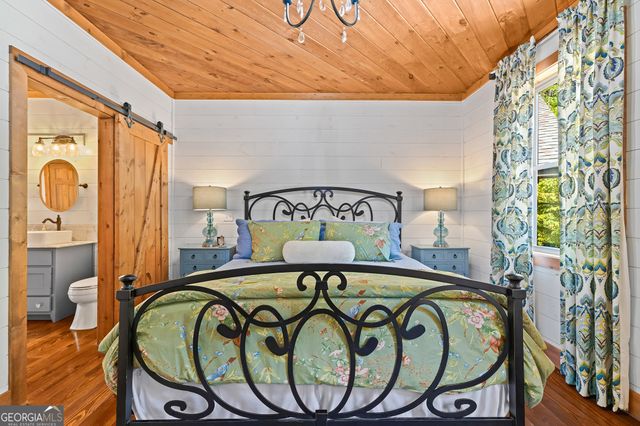 115 Sunset Drive, Tiger, GA 30576