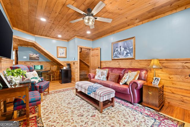 115 Sunset Drive, Tiger, GA 30576