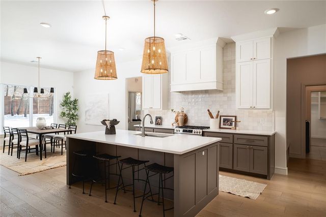 3900 Shady Hill Trail, Edmond, OK 73034