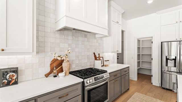 3900 Shady Hill Trail, Edmond, OK 73034