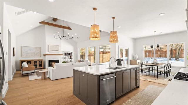 3900 Shady Hill Trail, Edmond, OK 73034