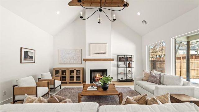 3900 Shady Hill Trail, Edmond, OK 73034